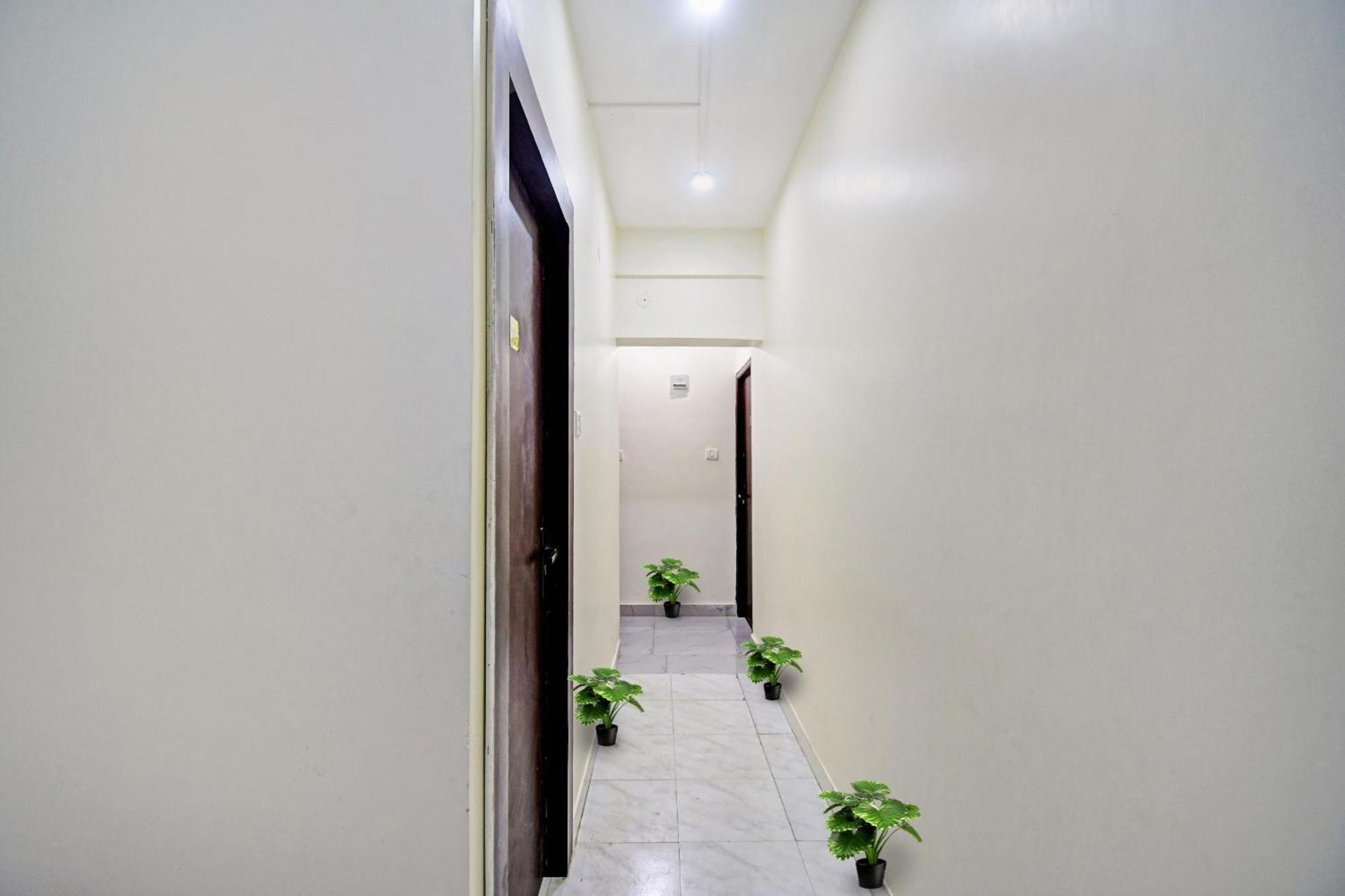 Super Collection O Green Leaf Near Acropolis Mall Jādabpur 외부 사진